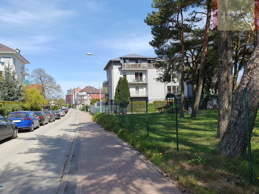 pucki, Władysławowo, Władysławowo, Siedleckiego, DWA mieszkania  na powierzchni 111m2, blisko morza.
